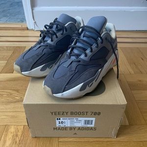 Yeezy Boost 700 ‘Magnet’